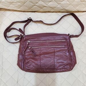 💥💥3/$15💥 Bueno Women's double Zip Crossbody Bag - Wine Color Good Condition